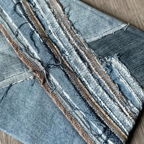 HANDMADE | Upcycled Jean Clutch - Picture 4 of 4